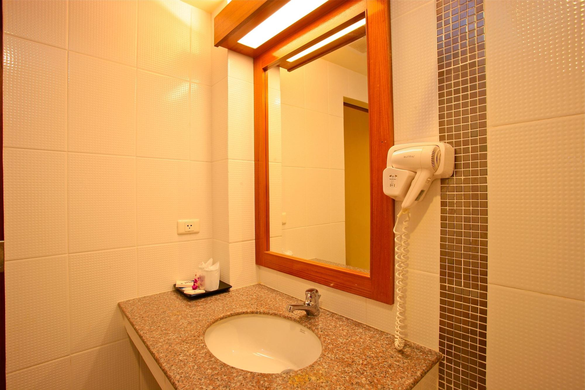 Orchid Garden Hotel Patong Luaran gambar