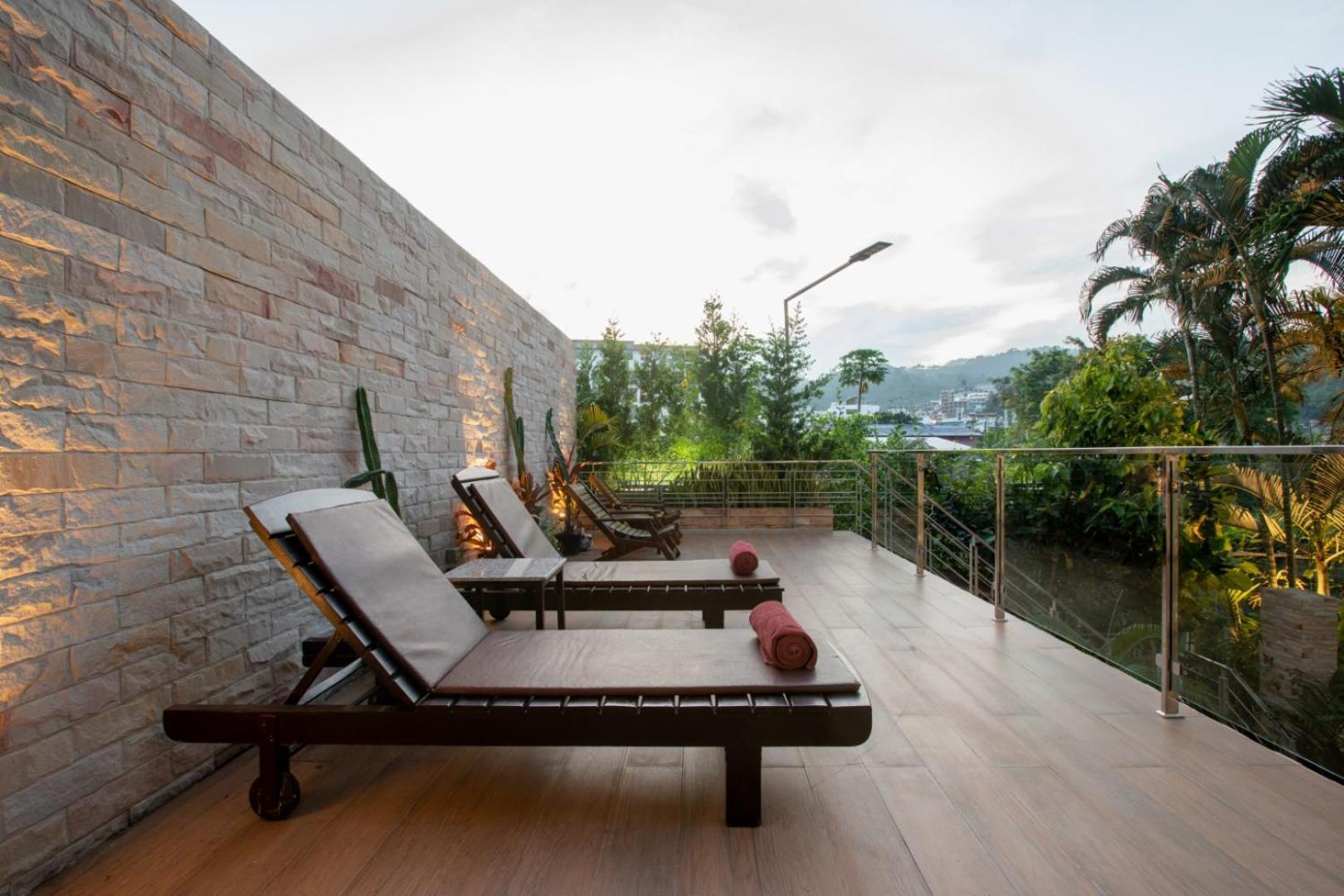 Orchid Garden Hotel Patong Luaran gambar