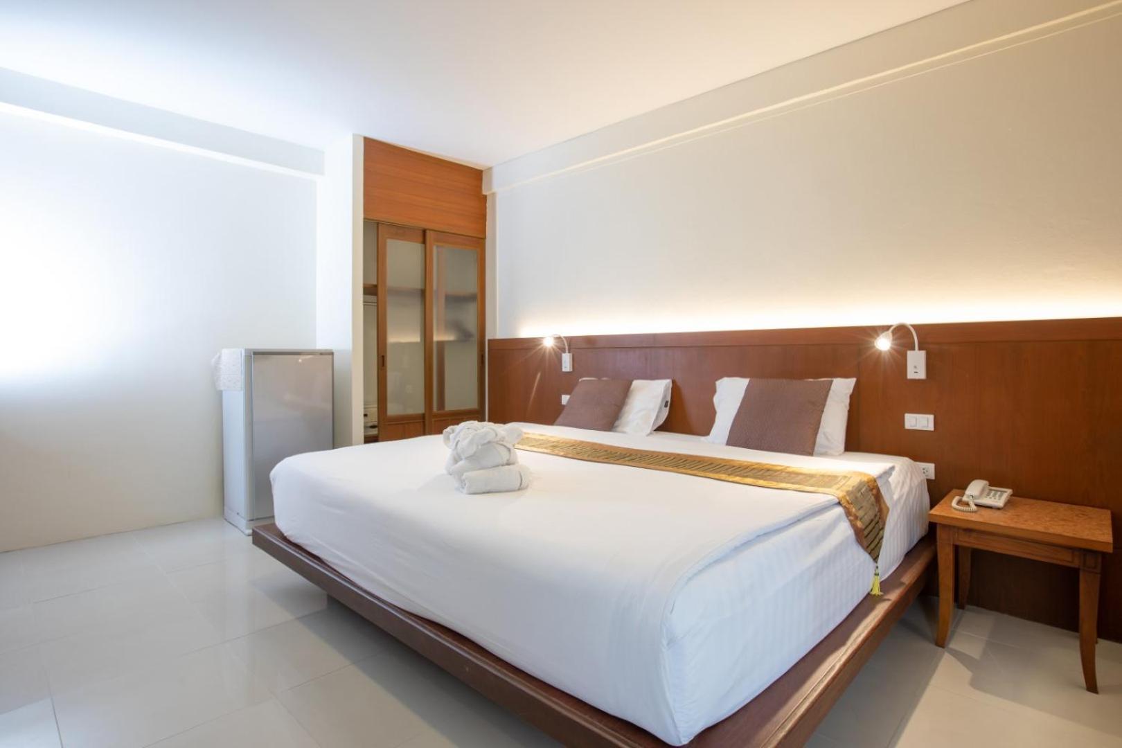 Orchid Garden Hotel Patong Luaran gambar